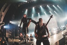 「LADYBABY 10th Anniversary “ONCE AND FOR ALL” LADYBABY VS LADYBABY」の様子。（撮影：ポテヤマムラ）