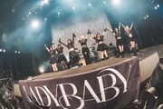 第4期LADYBABYと第3期LADYBABY。（撮影：ポテヤマムラ）