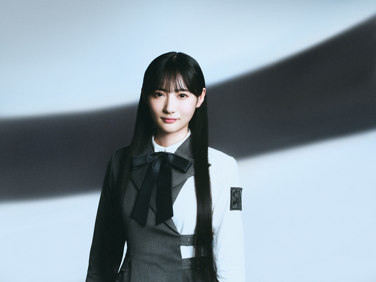 佐藤莉華 ©OVERSE - Rain Tree、2ndシングルのタイトルは