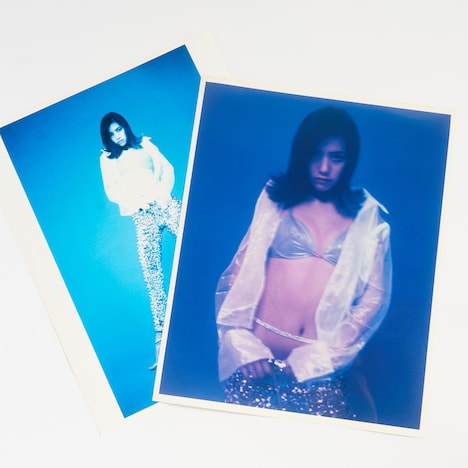 hitomi「CANDY GIRL」の頃のアーティスト写真。