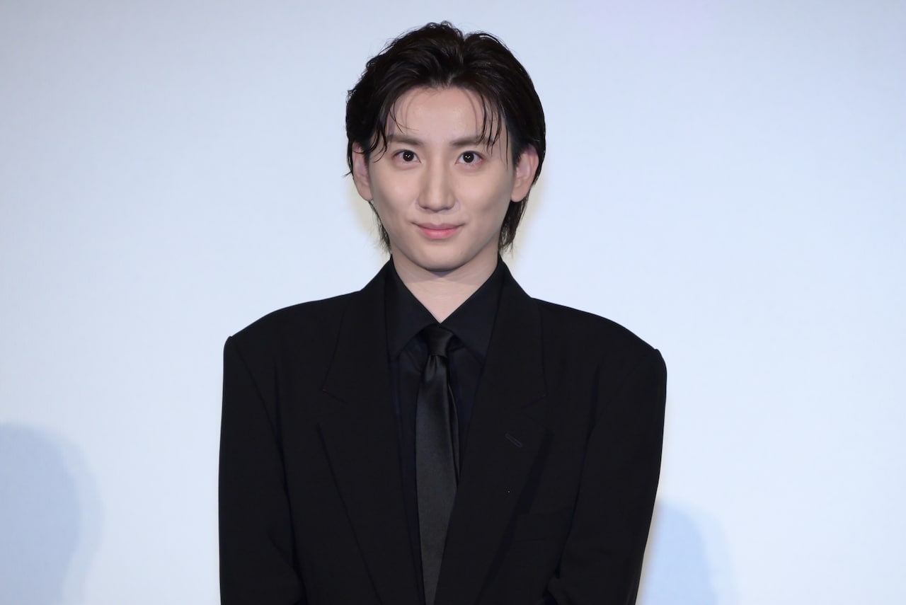 京本大我「見える子ちゃん」で霊が憑いてる教師役、意識したのは“ローなテンション”