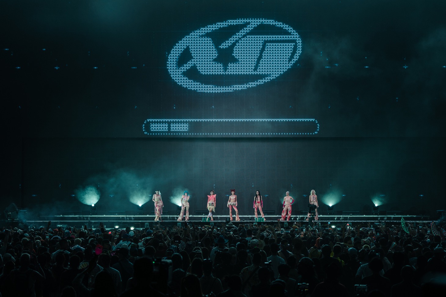 XG「Coachella Valley Music and Arts Festival」（Week2）の様子。