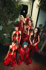 「コーチェラ」2週目のXG、1週目よりもぶちかます