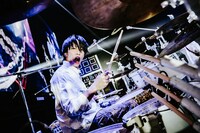 中西雅哉（Dr）（Photo by SHOTARO）