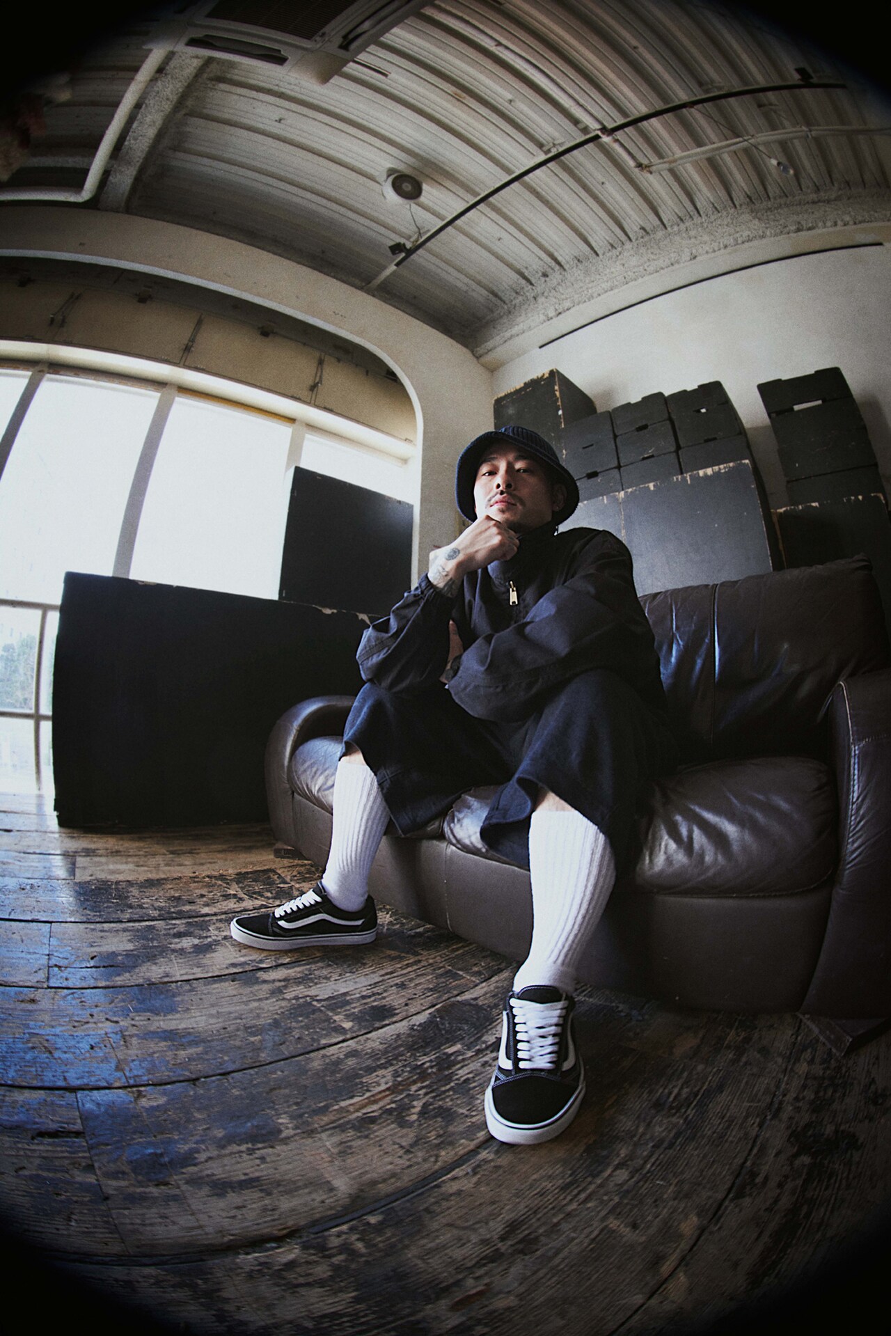 靴 Vans x zorn OLD SKOOL 27 authentic ZORN - ZORNはコンビニでも武道館でもVANSのOld Skool [画像ギャラリー