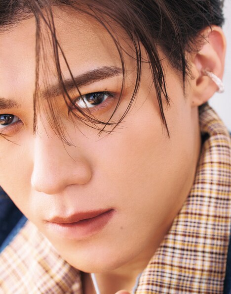 新浜レオンのお気に入りのメイクパートのカット。