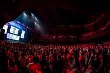 月ノ美兎「Paper Rabbit」の様子。