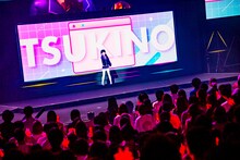 月ノ美兎「Paper Rabbit」の様子。