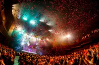 月ノ美兎「Paper Rabbit」の様子。