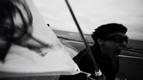 LBSTR「Fresh!!」ミュージックビデオのワンシーン。