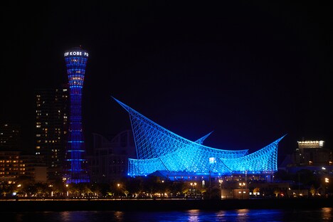 神戸ポートタワー