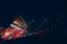 山本彩のライブの様子。（撮影：山川哲矢）