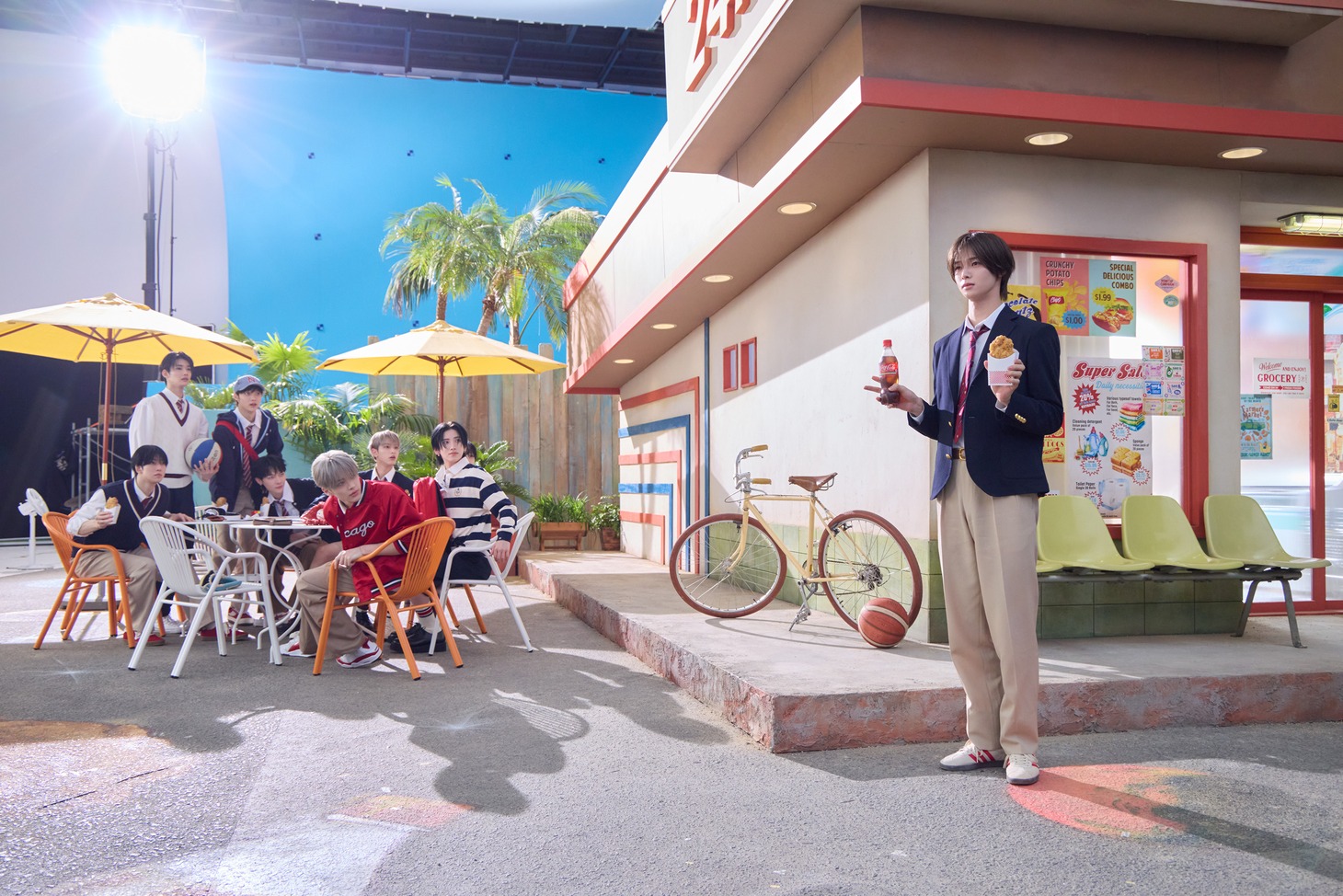 「コカ・コーラ」新CM撮影の様子。