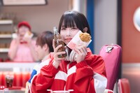 「コカ・コーラ」新CM撮影の様子。