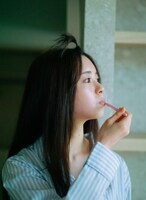 筒井あやめ（乃木坂46）1st写真集「感情の隙間」先行カット（撮影：細居幸次郎）