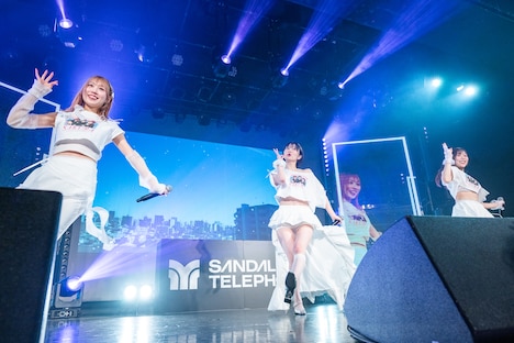 「SANDAL TELEPHONE 6th Anniversary Live 'SAKURA'」の様子。