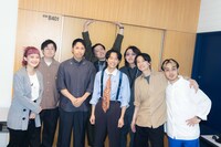 Bialystocksとサポートメンバー。（撮影：廣田達也）