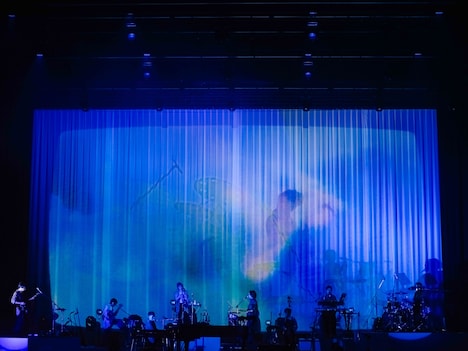 「Bialystocks 単独公演 2025」東京公演の様子。(撮影:廣田達也)