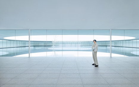 櫻井翔。「Casa BRUTUS」2025年6月号より。（撮影：矢吹健巳（W））©マガジンハウス