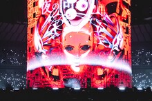 amazarashi「電脳演奏監視空間 ゴースト」の様子。