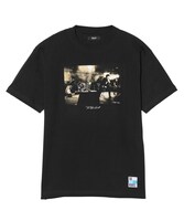 THE BLUE HEARTS
Gold Print T-Shirt