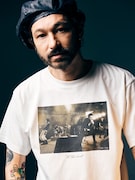 THE BLUE HEARTS
Gold Print T-Shirt