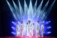 舞台「IMPACT」より。©松竹