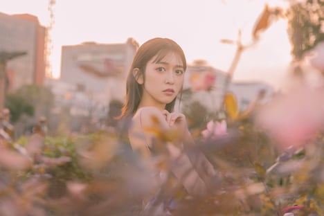 小泉遥香「小泉遥香ファースト写真集 はるのとなり。」より。