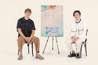 左から玉木宏、二宮和也。