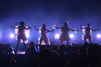 「東京女子流 15th Anniversary Live ～キラリ☆～」の様子。