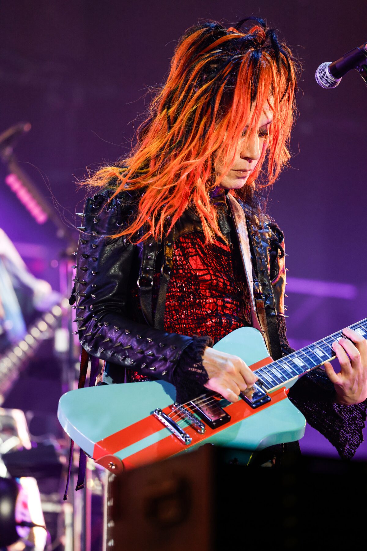 KIYOSHI（G）（Photo by Kazuko Tanaka［CAPS］） [画像ギャラリー 11 