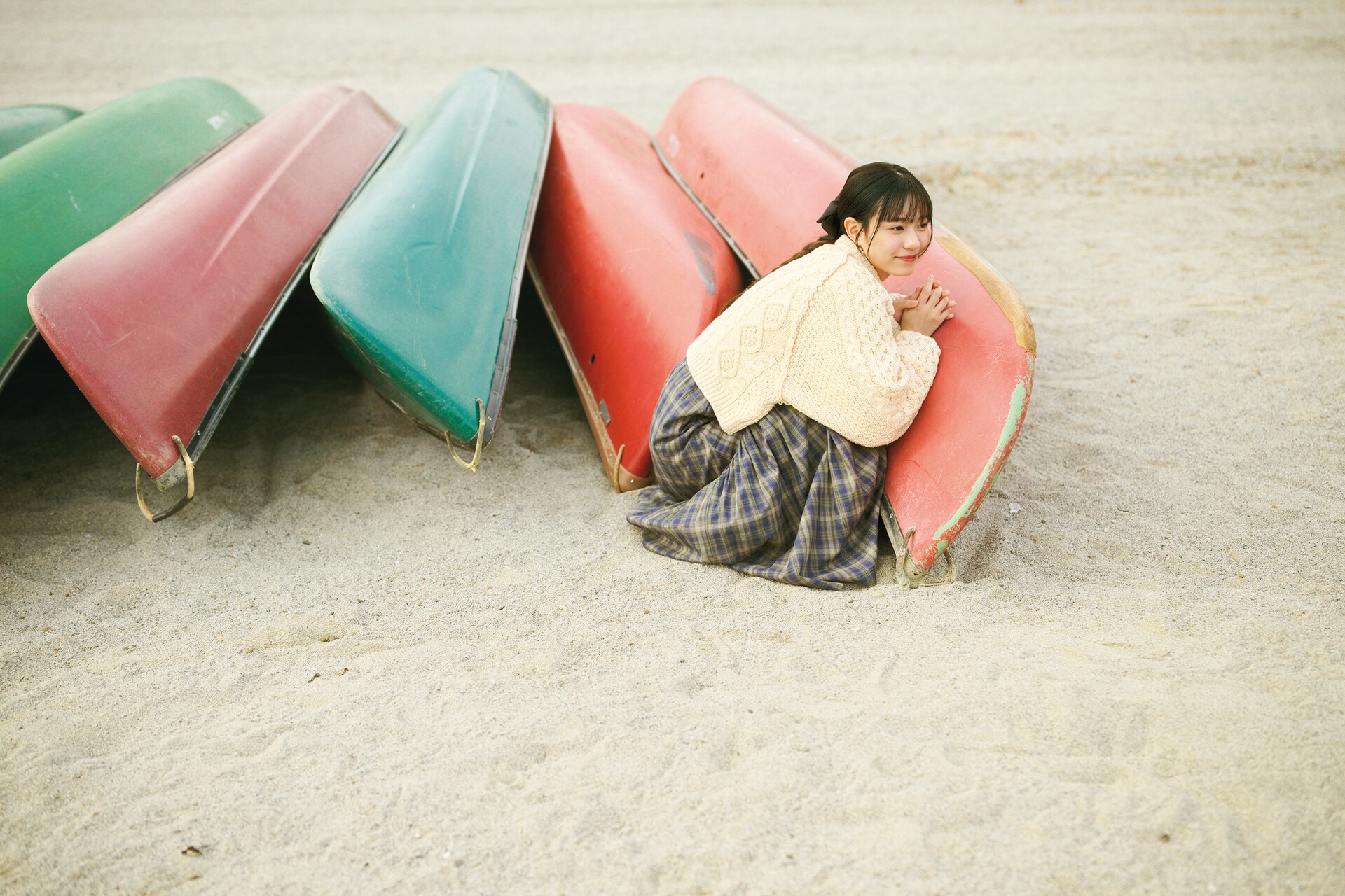 仲村悠菜 1st写真集『17。』」より、本人お気に入りカット。 © 熊木優