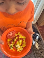 ゆーまくんの大好物、UAさんお手製スクランブルエッグ。