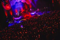 「LAWSON presents CHiCO 1st Hall Live "CONFETTi”」の様子。（撮影：江藤はんな［SHERPA+］）