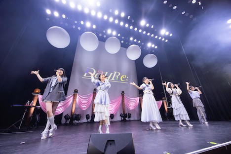 「LAWSON presents ミュージックレイン3期生 ユニット名＆デビュー曲お披露目会」の様子。