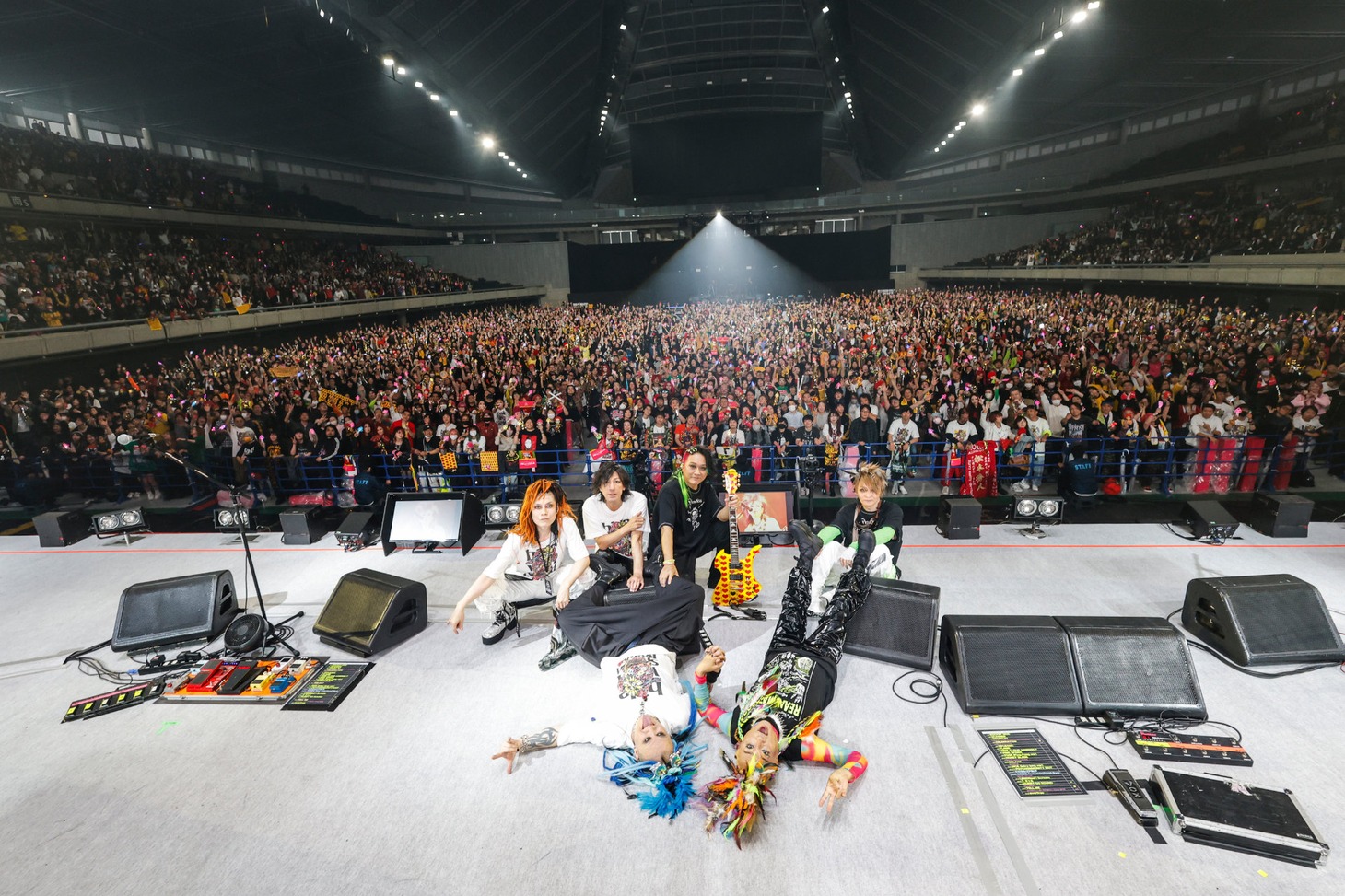 hide with Spread Beaver（Kazuko Tanaka［CAPS］）