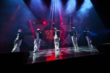 WILD BLUE「WILD BLUE LIVE TOUR 2025 The First Light」ダブルアンコールの様子。