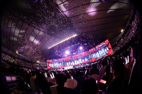 「=LOVE ARENA TOUR 2025『~Timeless Tales~』」ファイナル公演の様子。(c)YOANI / ソニー・ミュージックレーベルズ