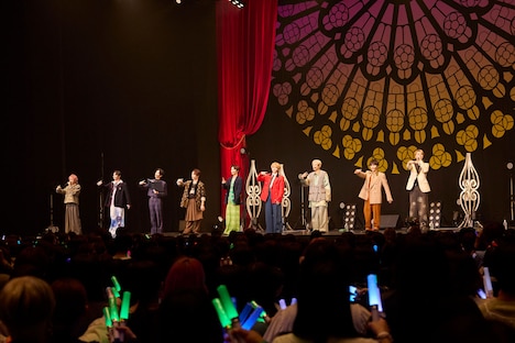 超特急（撮影：米山三郎）