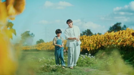 「ムヒシリーズ」新テレビCMより。