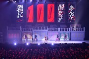 第3幕の主人公・HIROMIとして新曲「君に100個⾔いたいことがあんだ」を歌う玉井詩織。