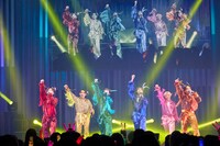 「Lienel歌謡ショー」の様子。（撮影：米山三郎）