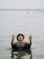 インドのガンジス川にて。