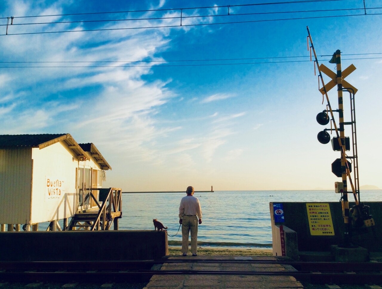 お気に入りの写真。愛媛県は伊予鉄の梅津寺駅。
