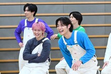 笑う超特急メンバー。