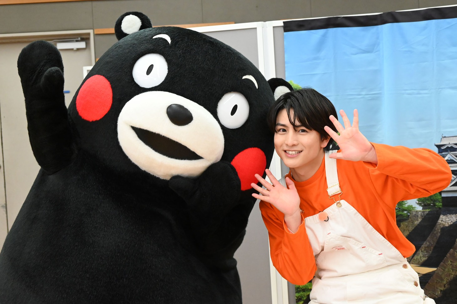くまモンとハル。