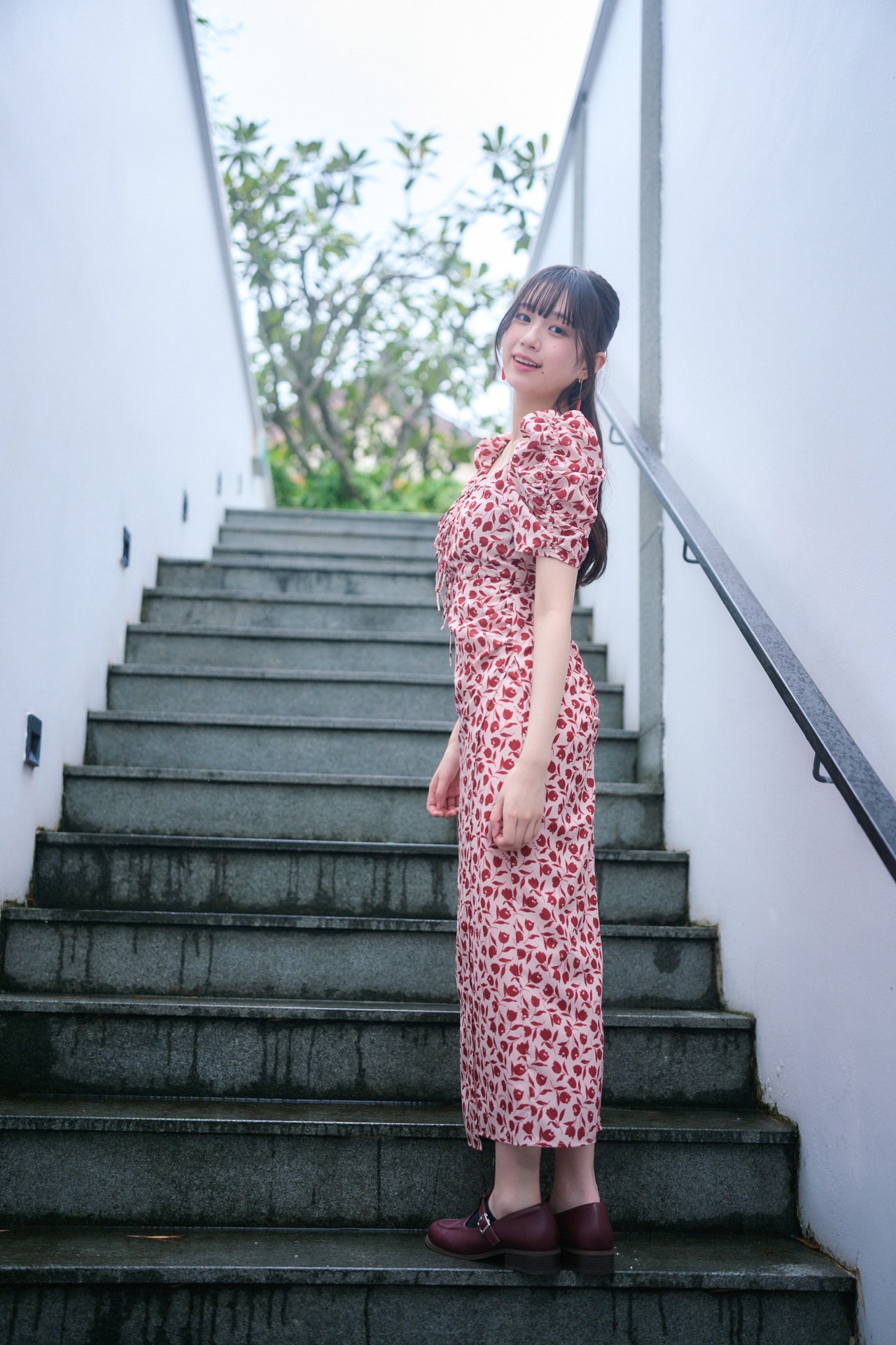 小久保柚乃「こくぼづかん 2」より。©中村和孝 / 小学館