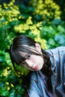 小久保柚乃「こくぼづかん 2」より。©中村和孝 / 小学館