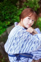 高木悠未の1st写真集「タカラモノ」より。（撮影：桑島智輝）©光文社