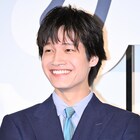 佐野晶哉が“ド陽キャ”演じる映画『か「」く「」し「」ご「」と「』撮影現場で筋トレ
